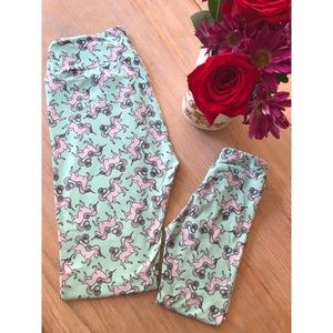 Lularoe OS and Sm/m mommy&me set.